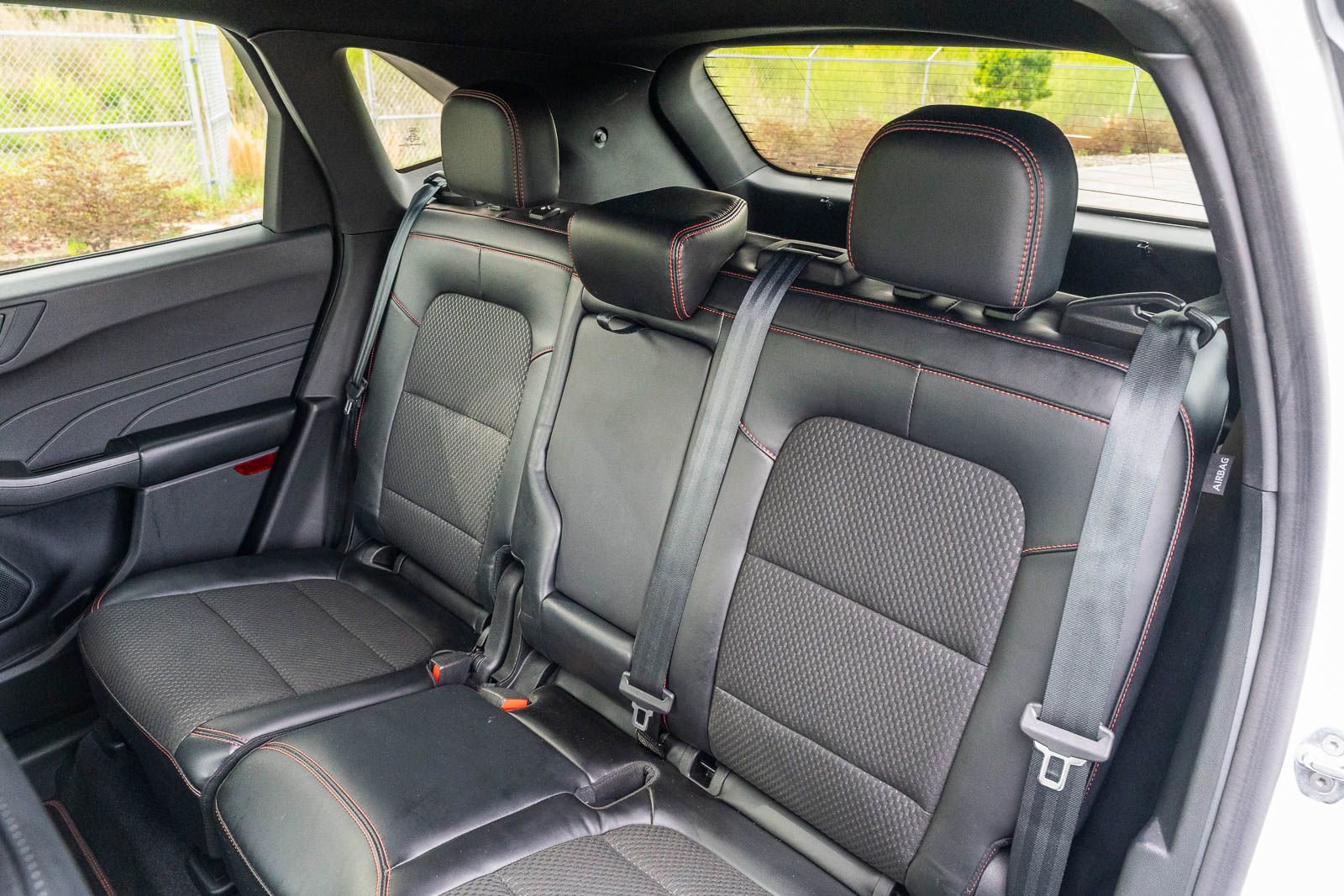 Used 2023 Ford Escape ST-Line Select image 22