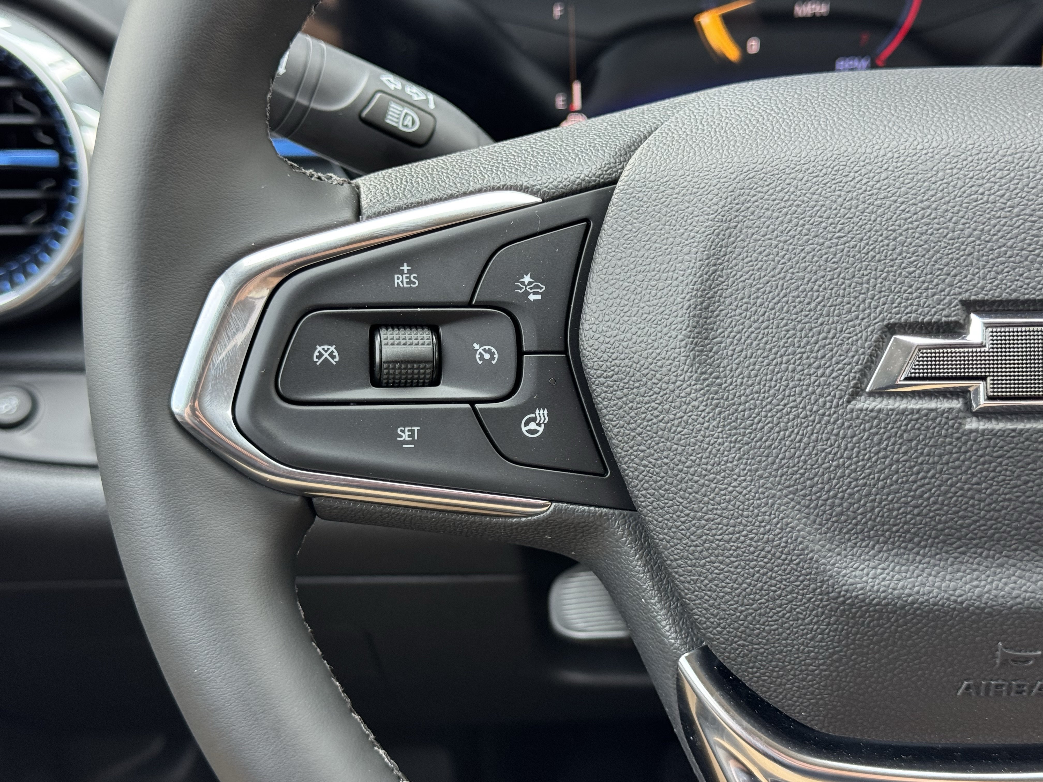 New 2026 Chevrolet Trax LT w/ Driver Confidence Package FWD image 26
