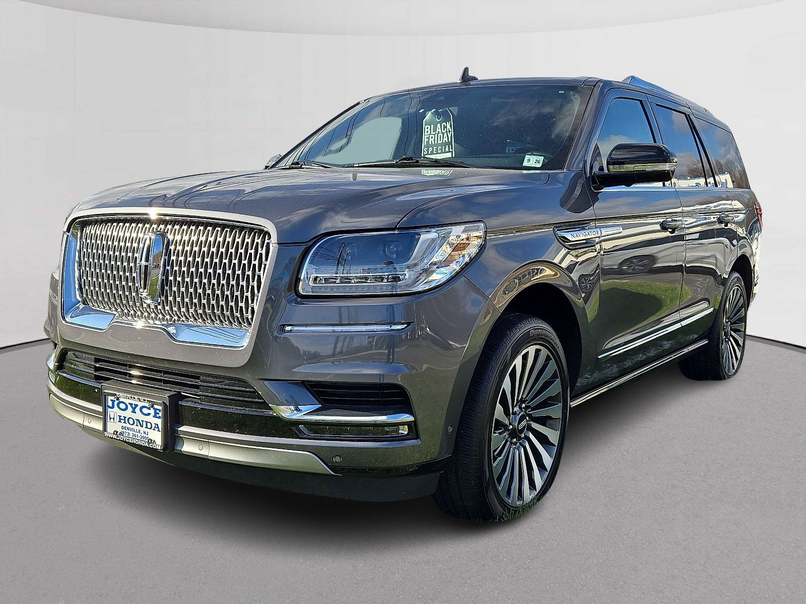 Used 2021 Lincoln Navigator Reserve w/ Luxury Package image 4