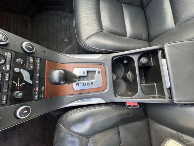 Used 2011 Volvo XC70 3.2 image 26