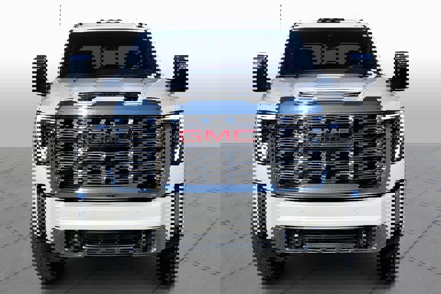 Used 2024 GMC Sierra 2500 Denali w/ Denali Reserve Package image 4