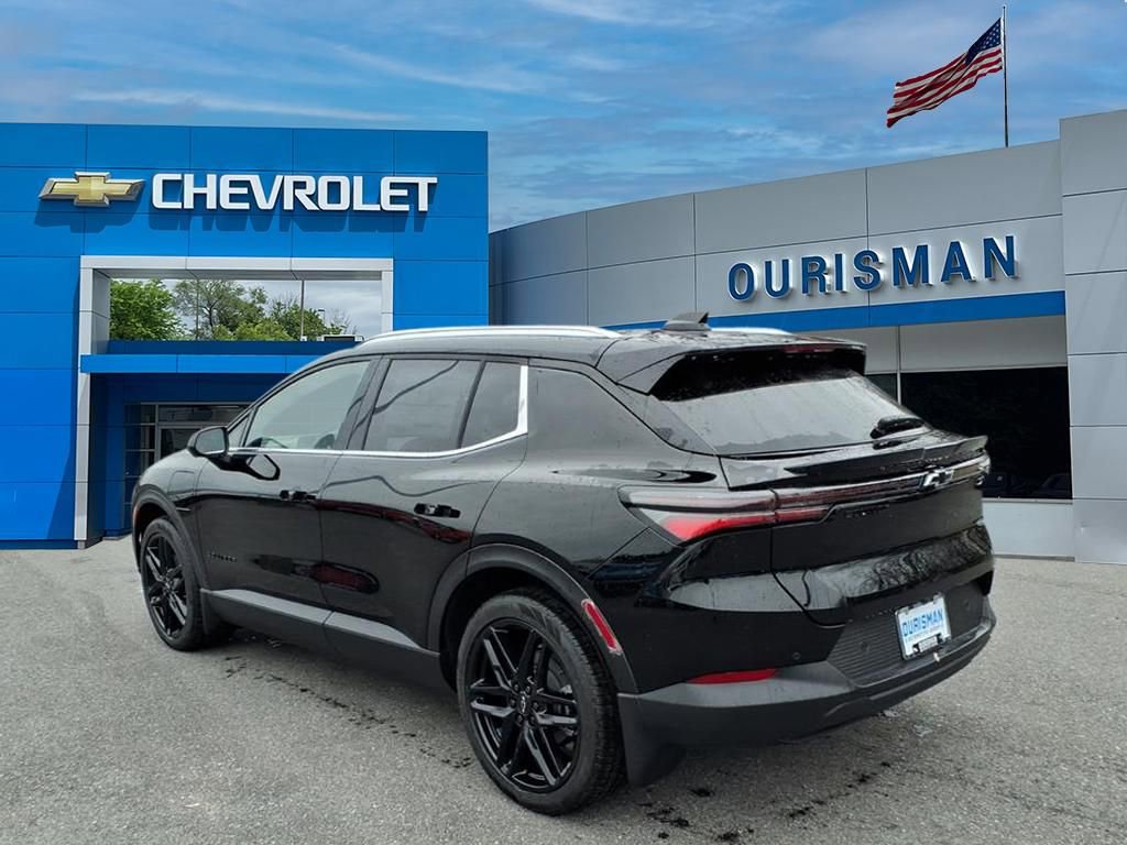 New 2026 Chevrolet Equinox EV LT image 4