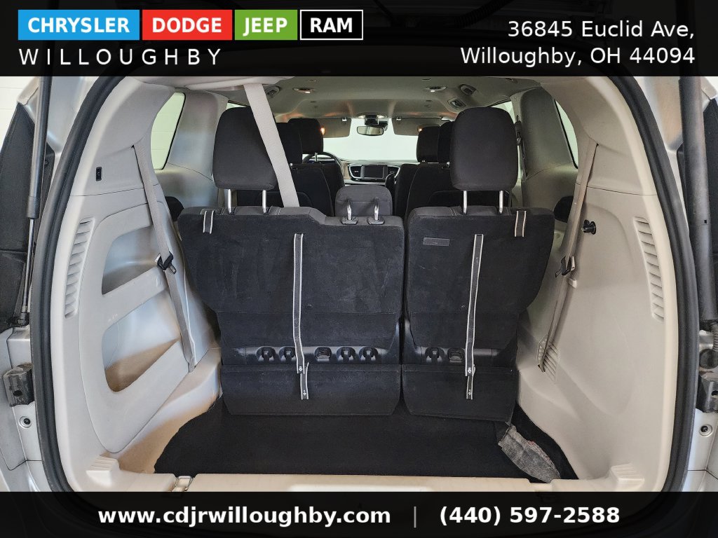 Used 2023 Chrysler Voyager LX FWD image 29