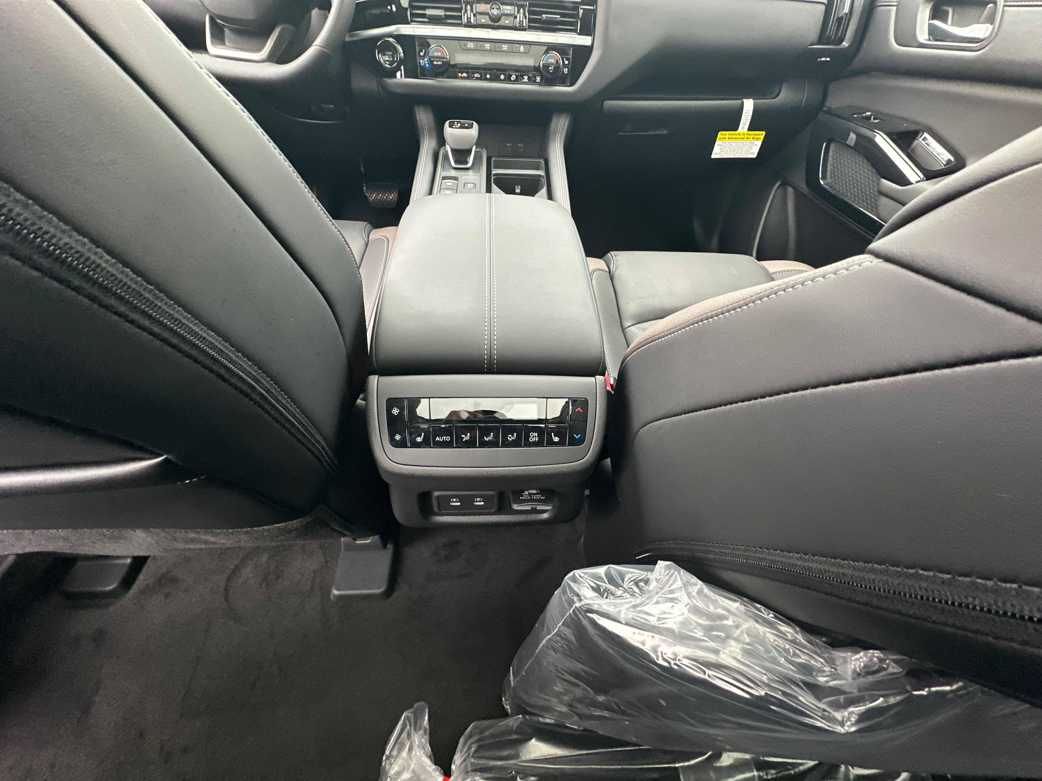 New 2026 Nissan Pathfinder Platinum AWD/4WD image 29
