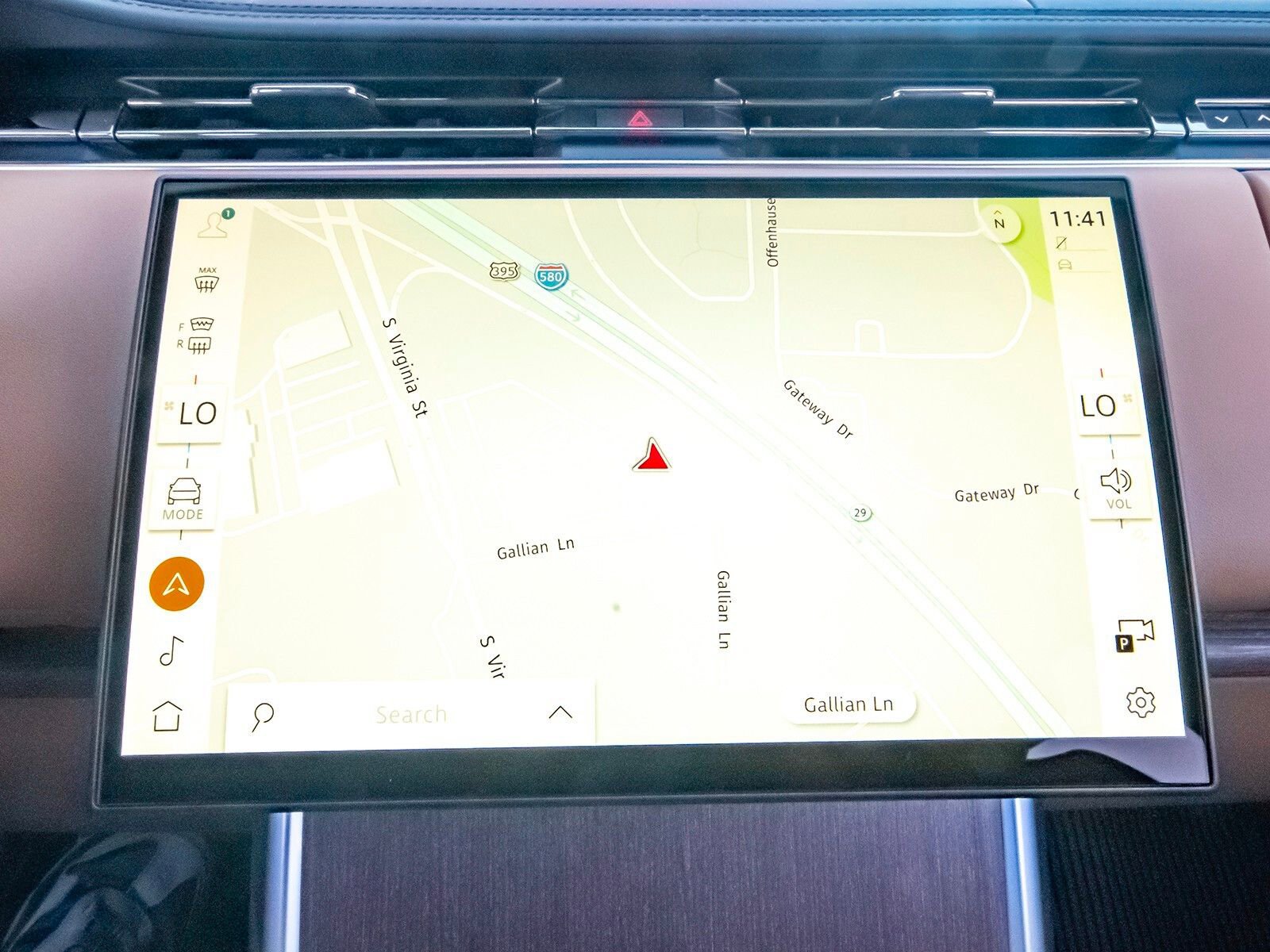 New 2025 Land Rover Range Rover SE image 22