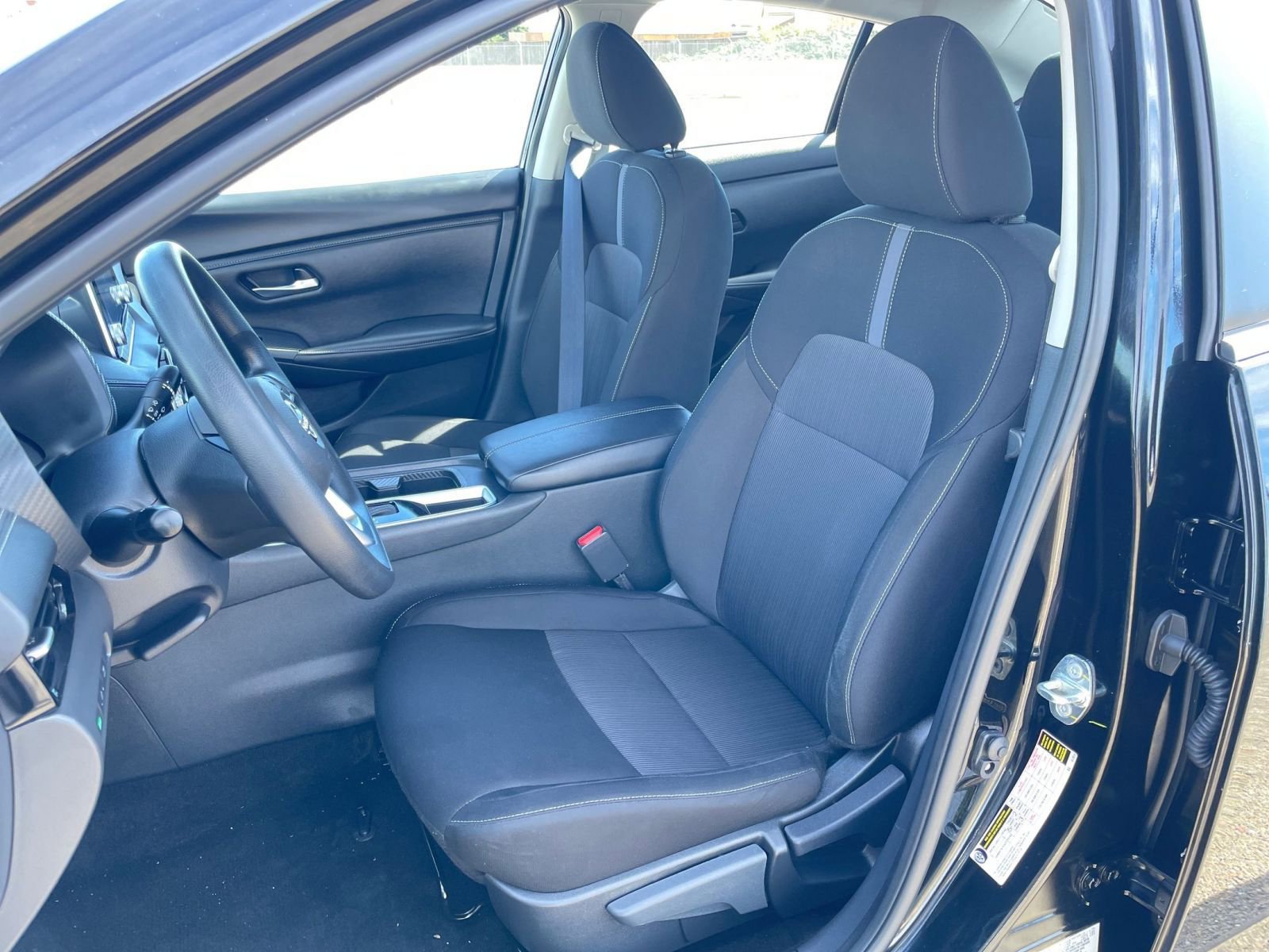 Used 2025 Nissan Sentra SV image 35