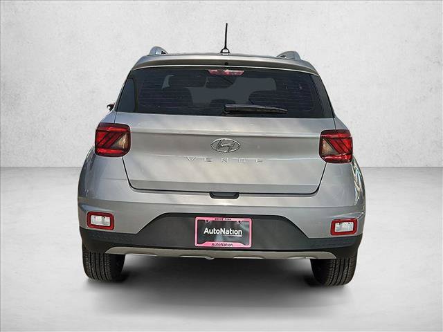 New 2026 Hyundai Venue SEL FWD image 8
