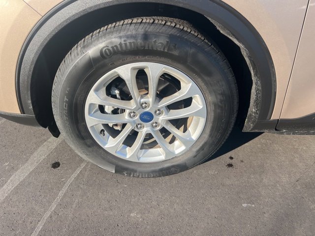 Used 2020 Ford Escape SE image 9