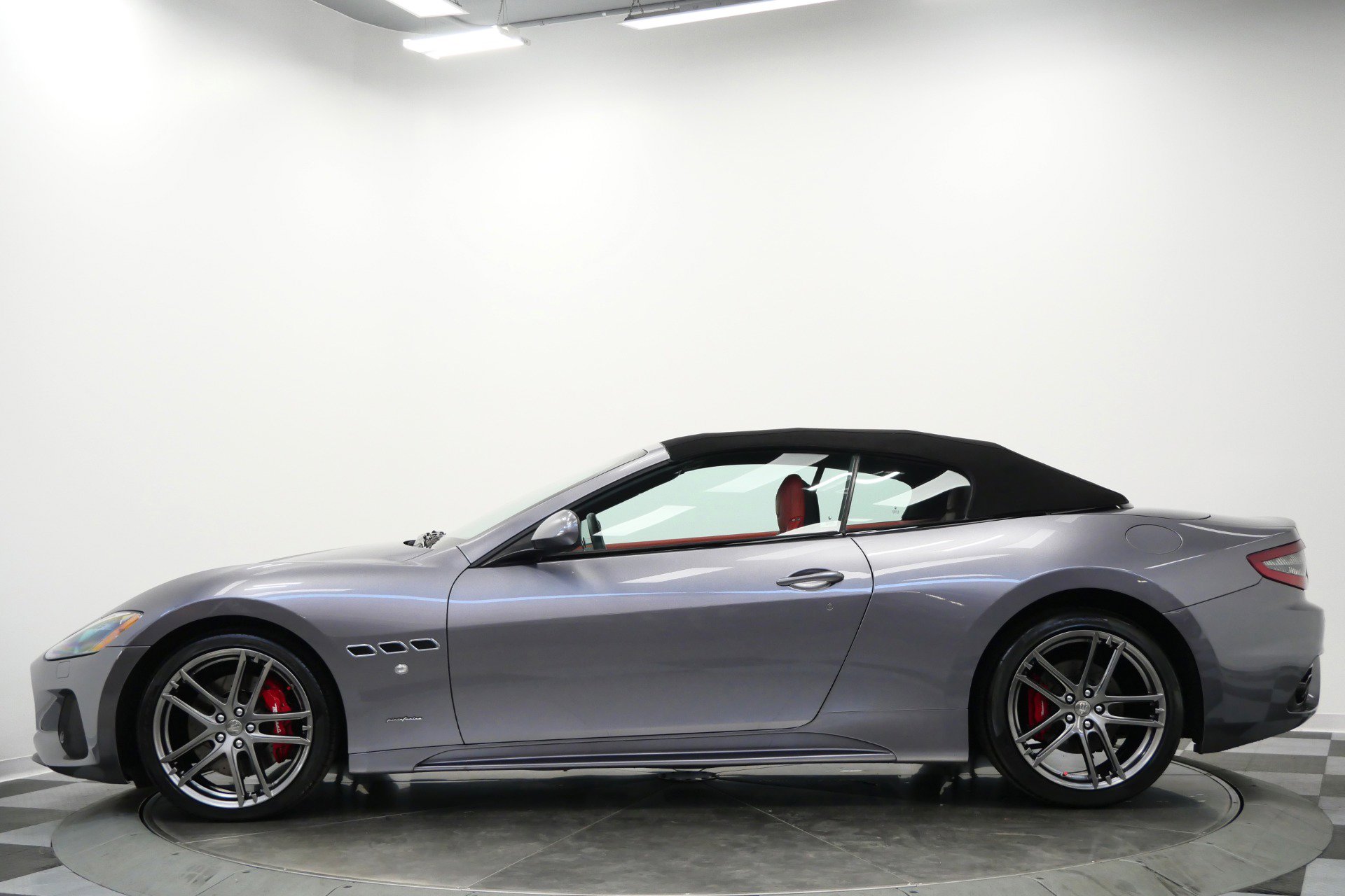 Used 2019 Maserati GranTurismo Sport image 6