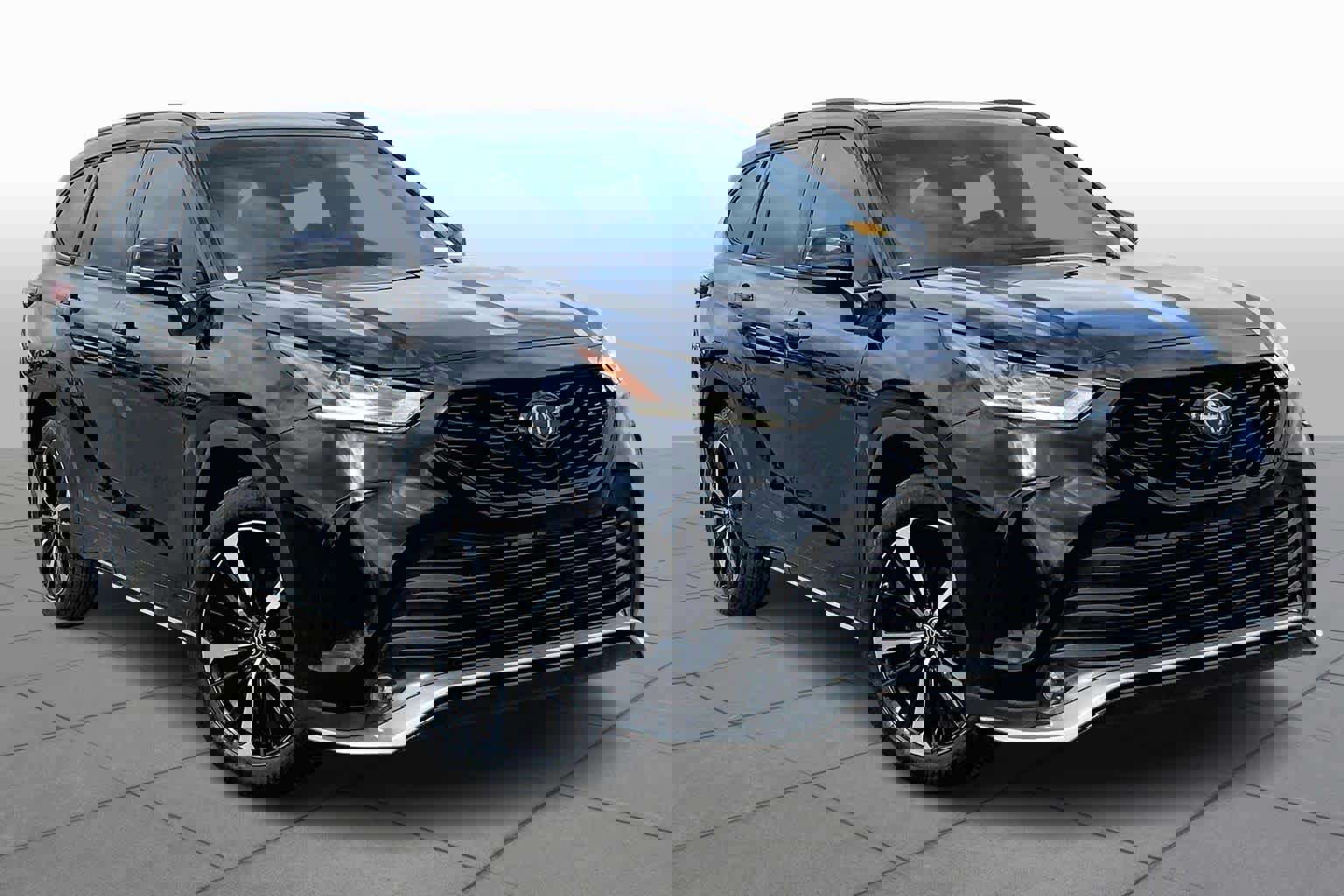 Used 2022 Toyota Highlander XSE image 3