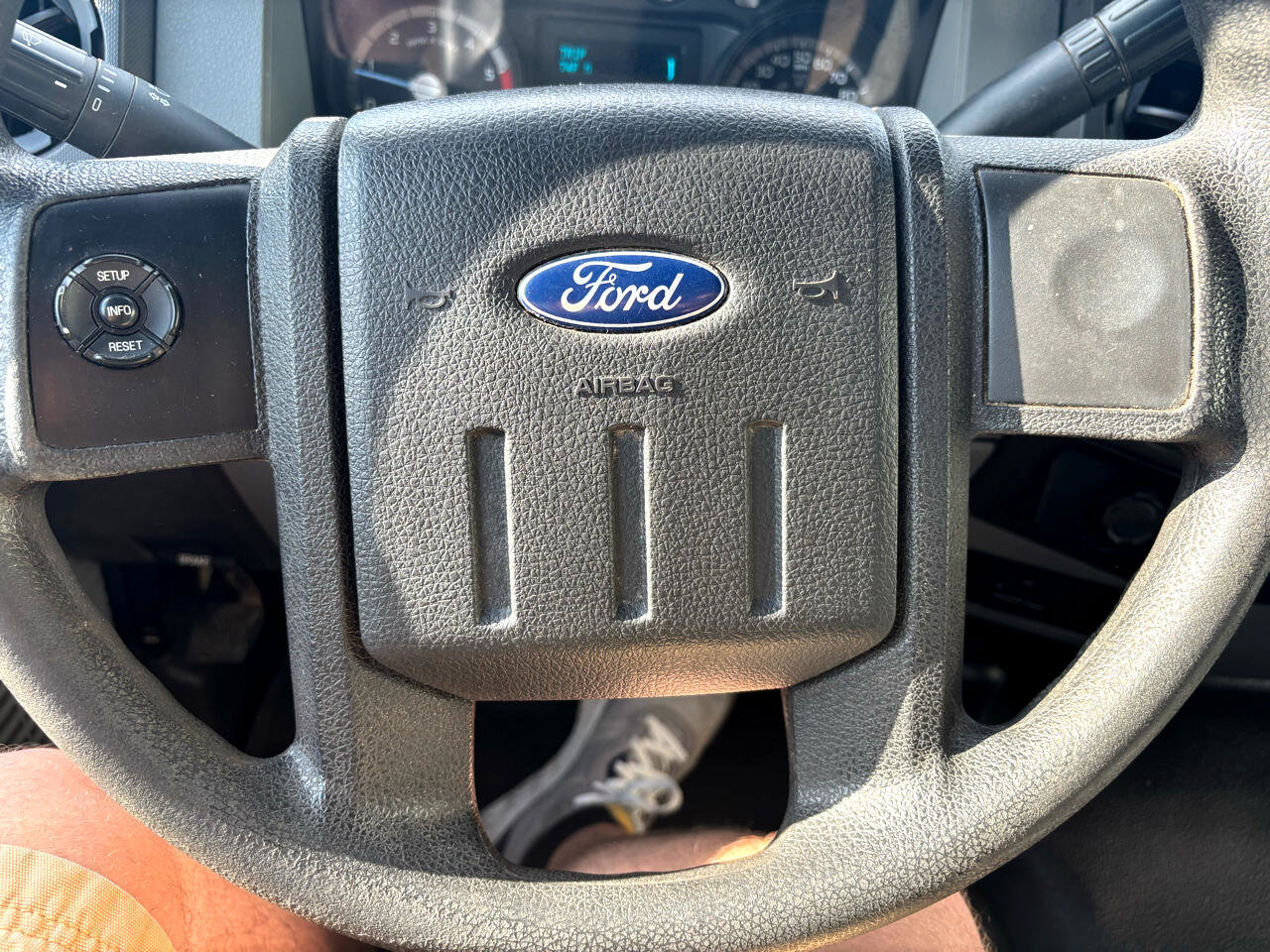 Used 2015 Ford F550 4x4 Regular Cab Super Duty image 30