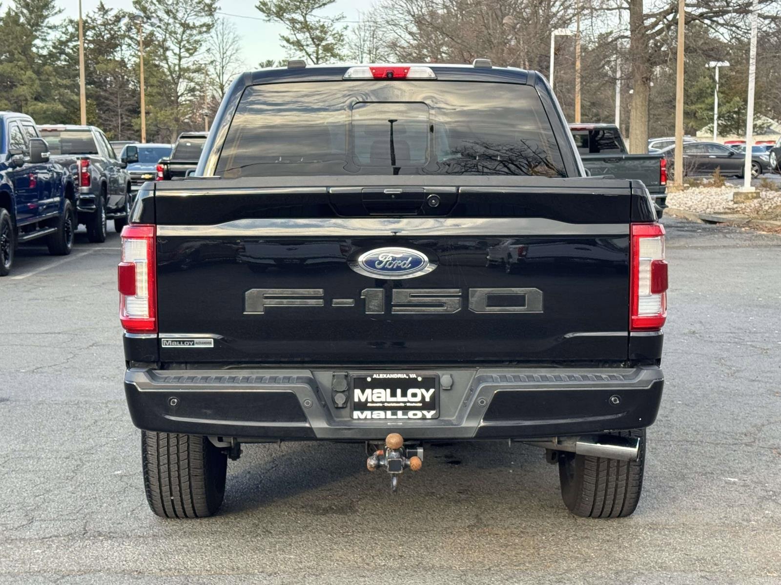 Used 2022 Ford F150 Lariat w/ Max Trailer Tow Package image 4