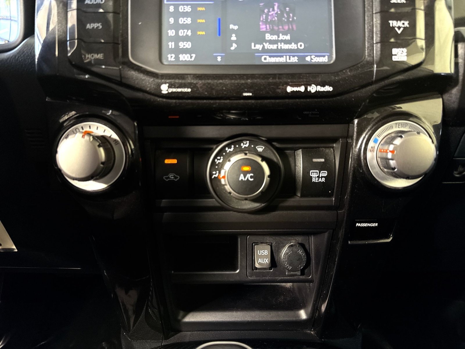 Used 2019 Toyota 4Runner TRD Off-Road Premium AWD/4WD image 20