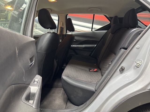 Used 2023 Nissan Kicks SV image 11