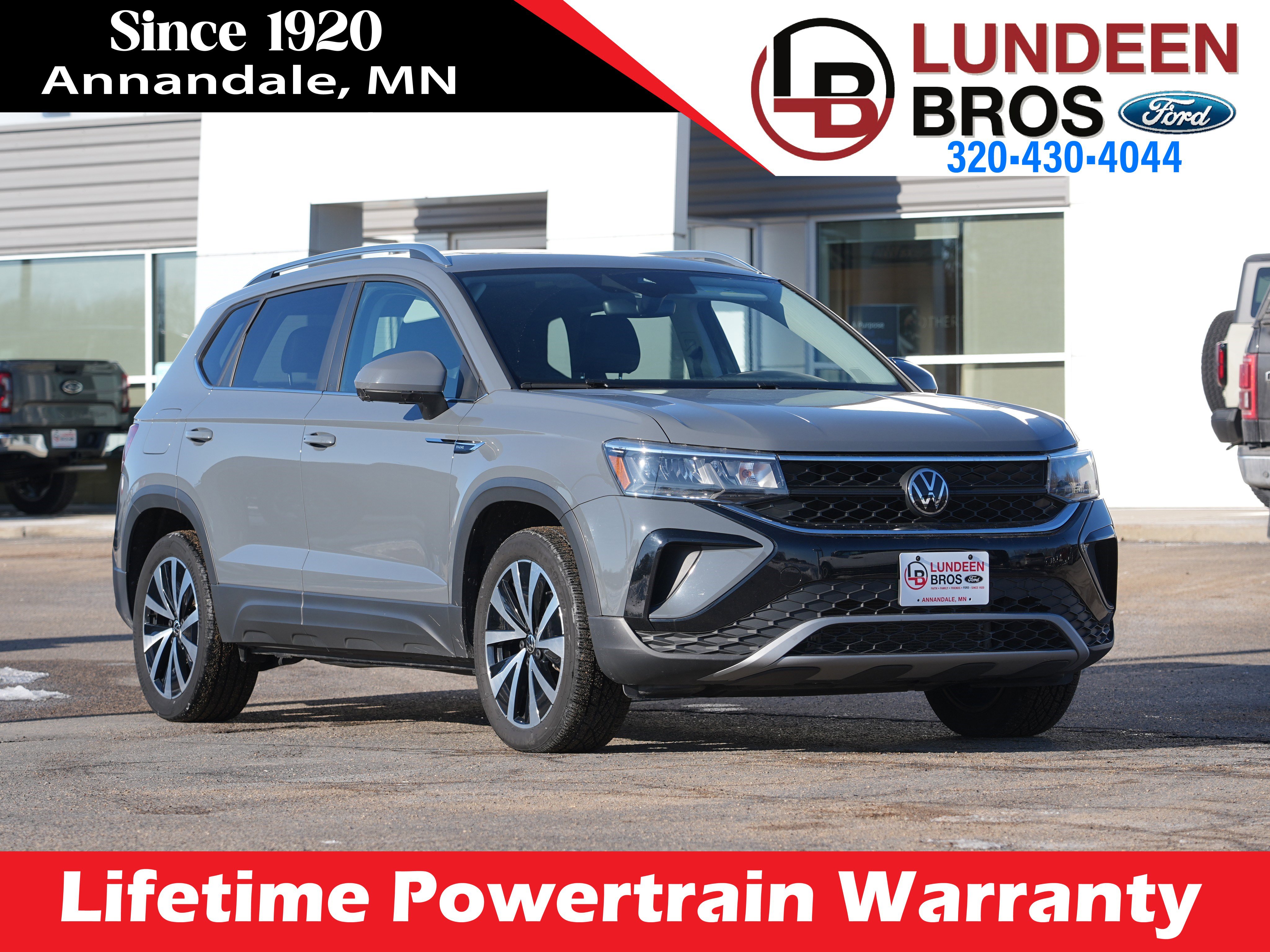 Used 2023 Volkswagen Taos SE image 1