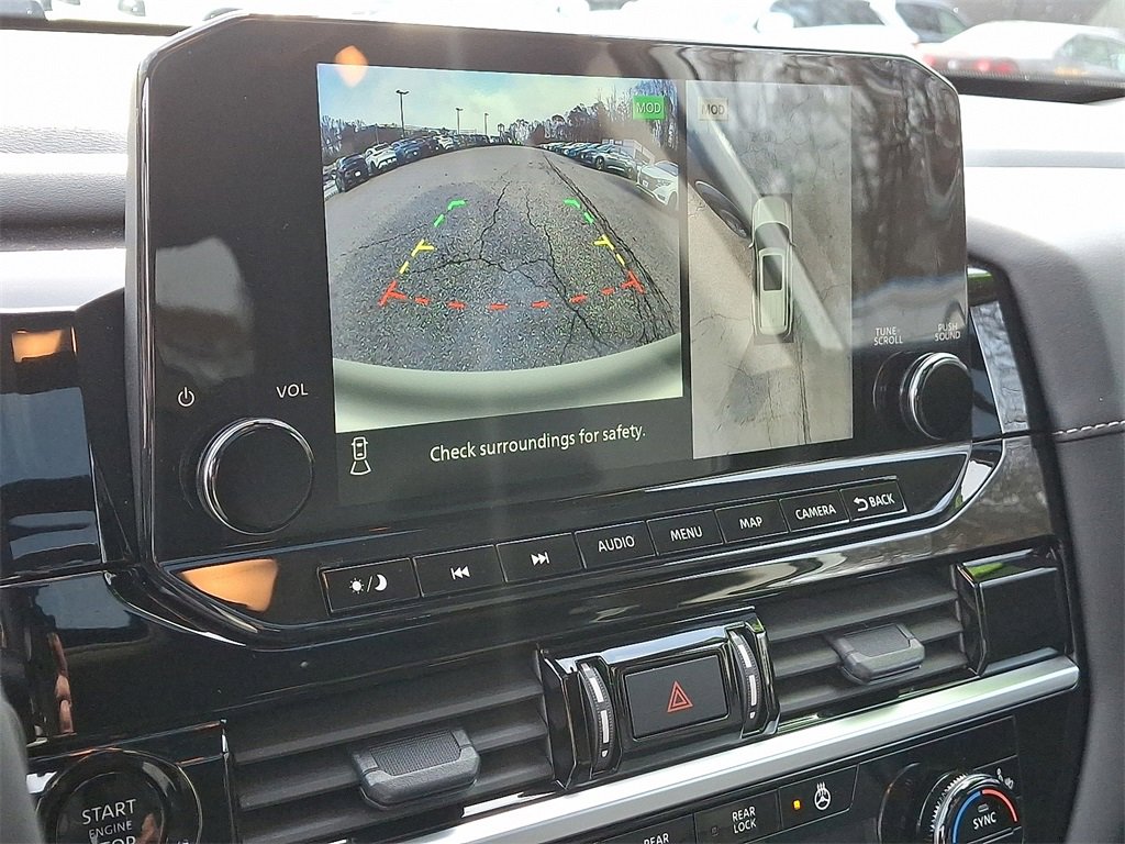 Certified 2025 Nissan Pathfinder SL w/ SL Premium Package image 21