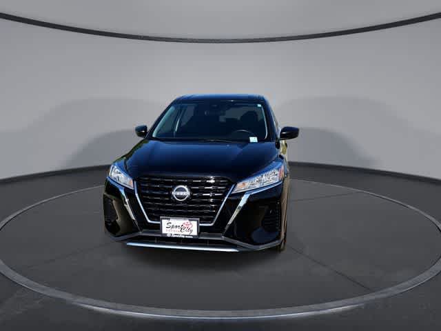 Used 2022 Nissan Kicks S FWD image 3