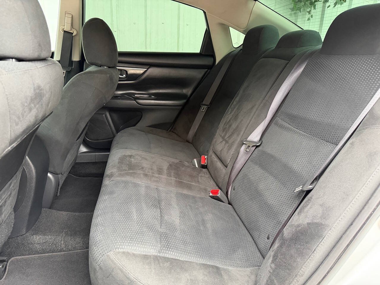 Used 2015 Nissan Altima 2.5 S w/ Special Edition Package FWD image 18