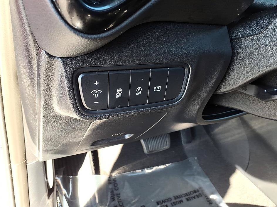 Used 2023 Kia Soul GT-Line FWD image 15