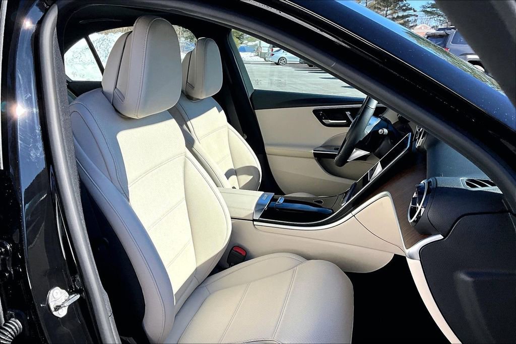 Certified 2022 Mercedes-Benz C 300 4MATIC Sedan image 7