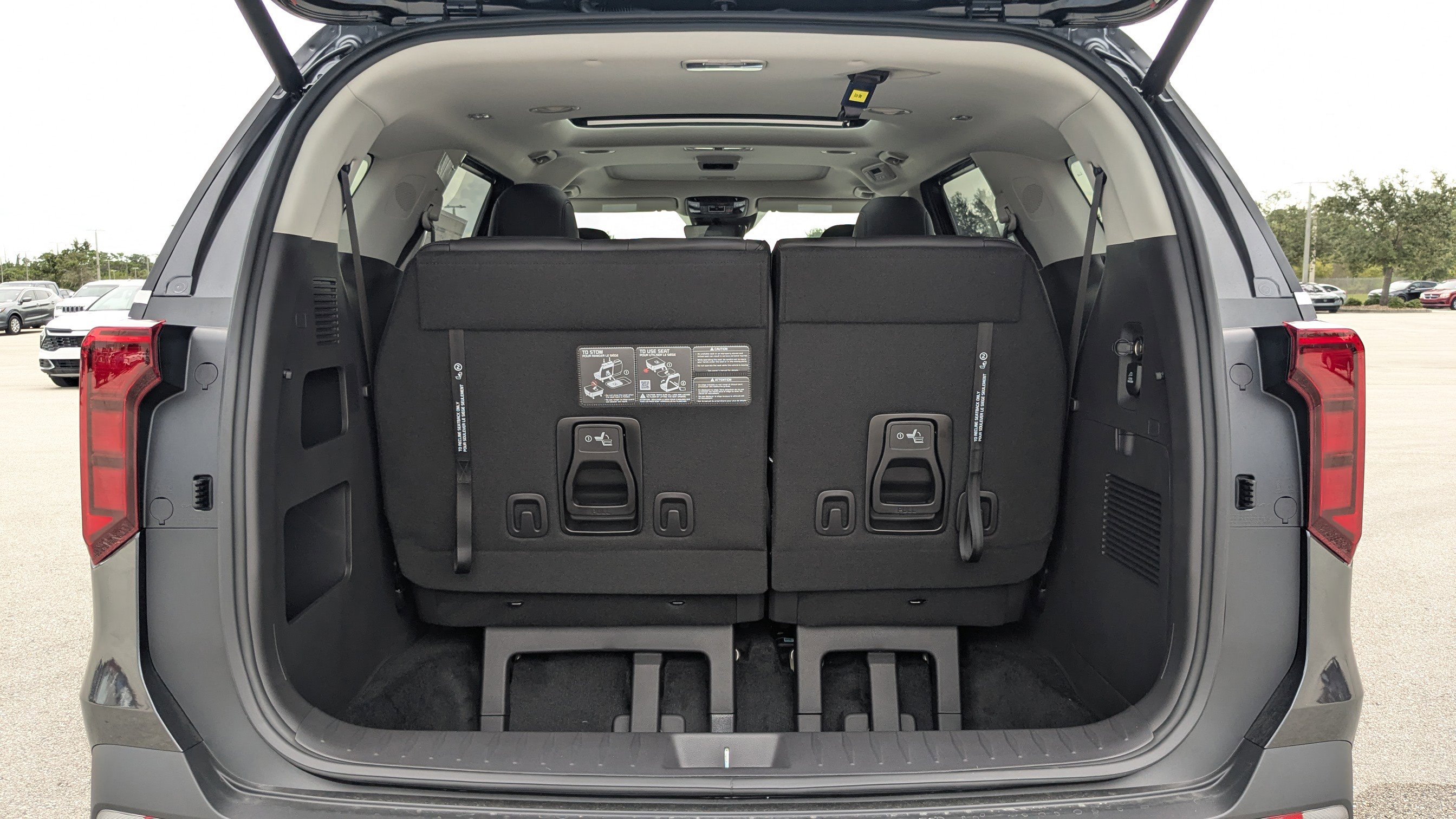 New 2026 Kia Carnival SX image 15