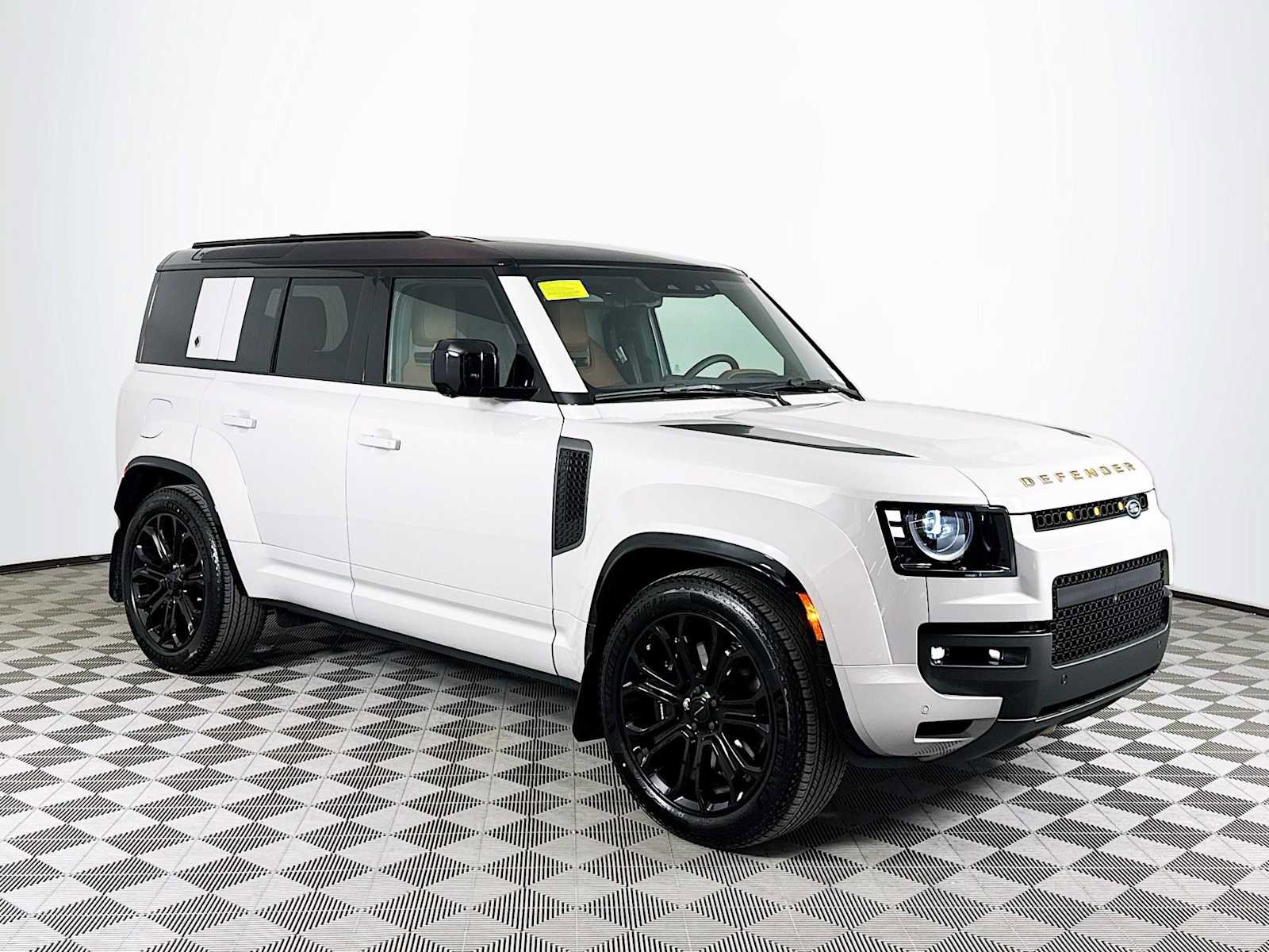 New 2026 Land Rover Defender 110 OCTA image 3