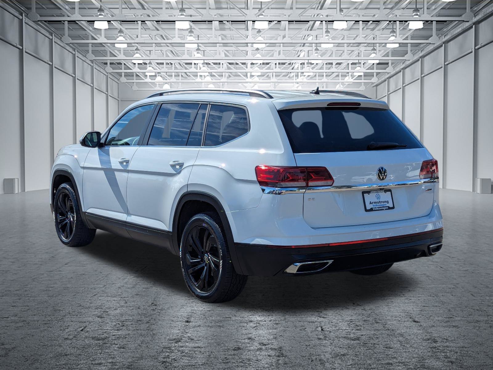 Used 2022 Volkswagen Atlas SE AWD/4WD image 3