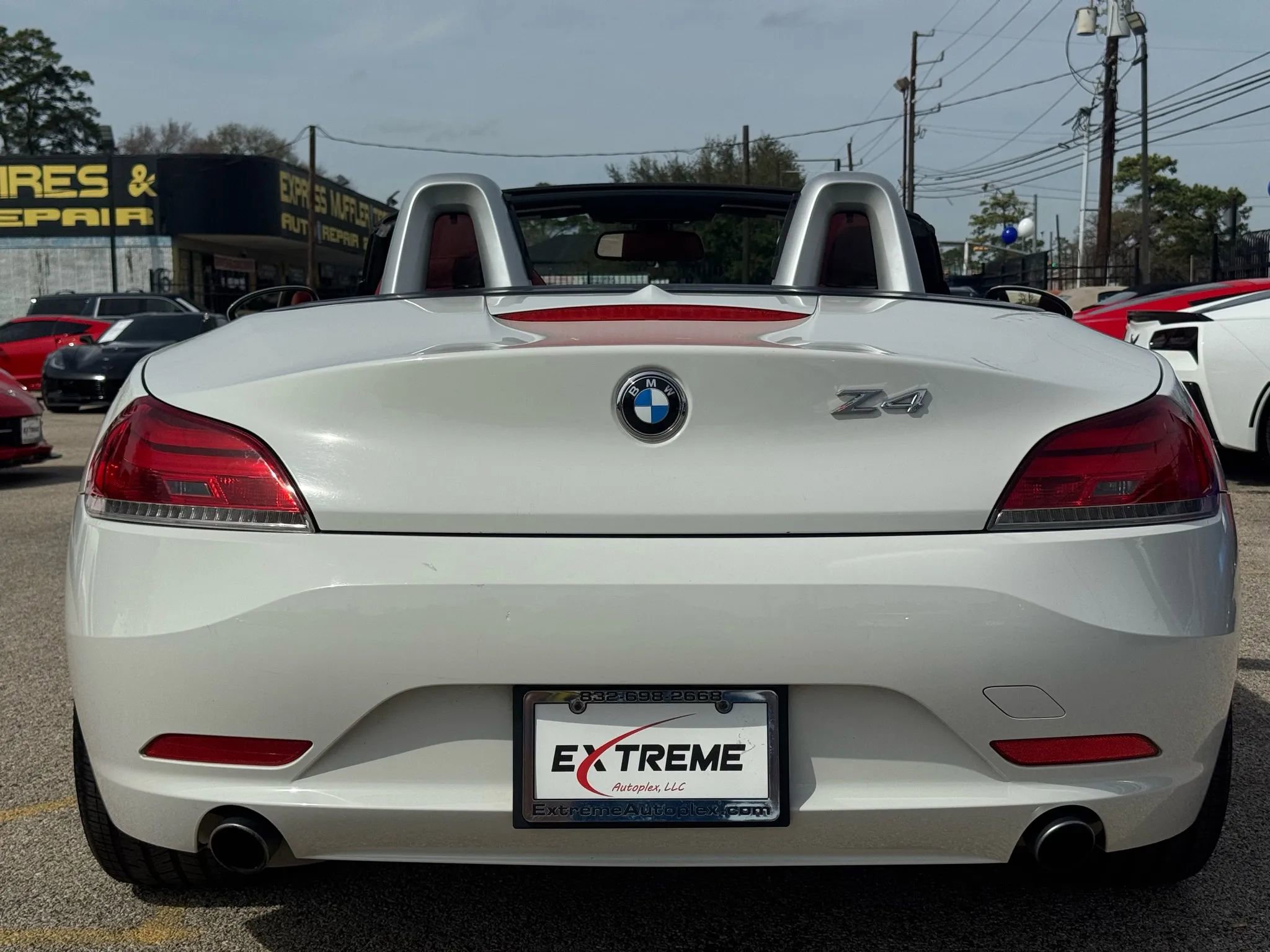 Used 2014 BMW Z4 sDrive35i image 3