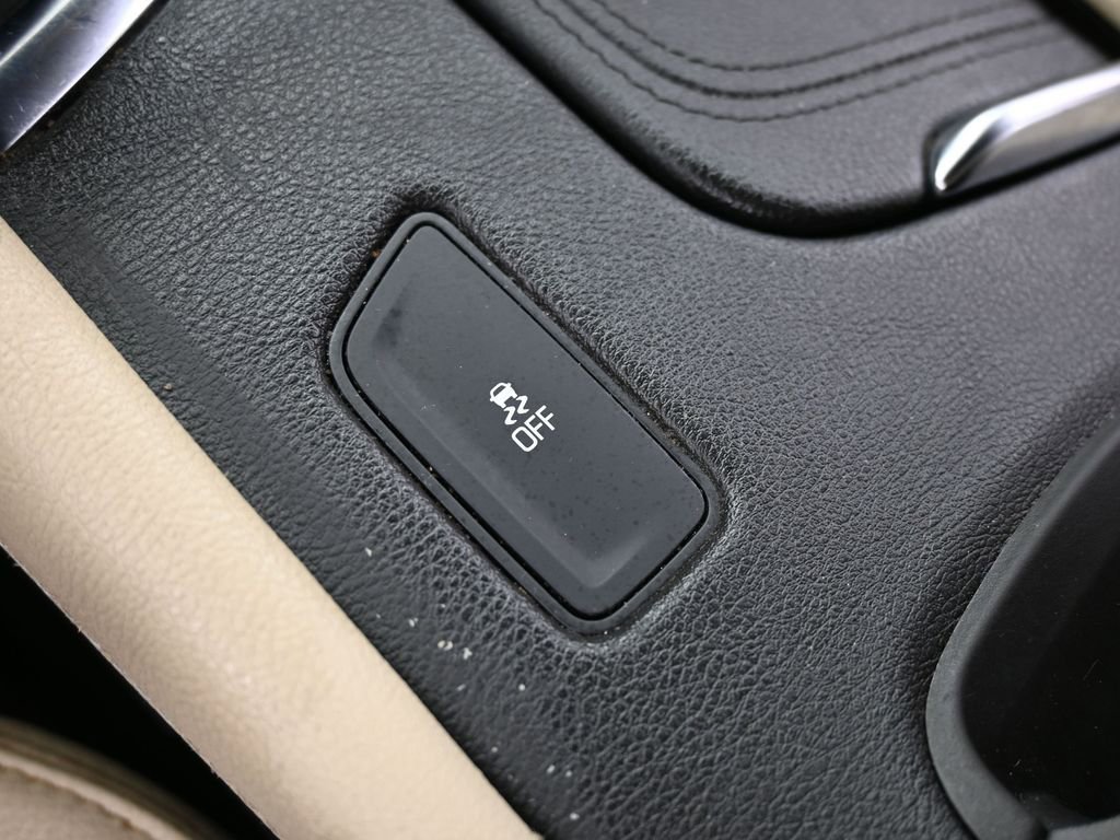 Used 2019 Cadillac XT5 FWD image 28