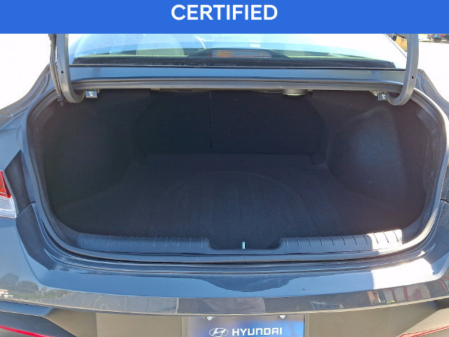 Certified 2025 Hyundai Elantra Limited FWD image 30