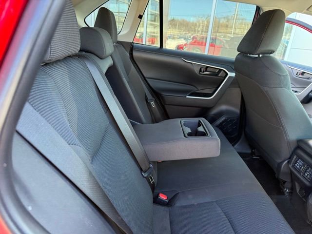 Used 2025 Toyota RAV4 LE image 30