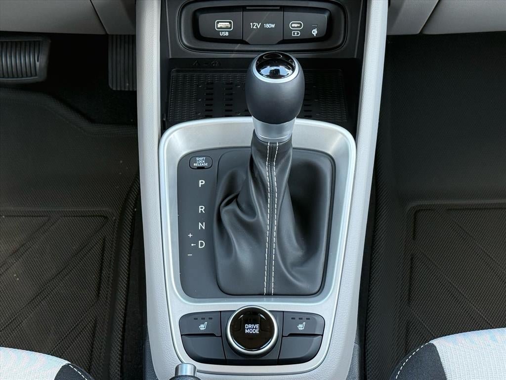 New 2026 Hyundai Venue SEL FWD image 23