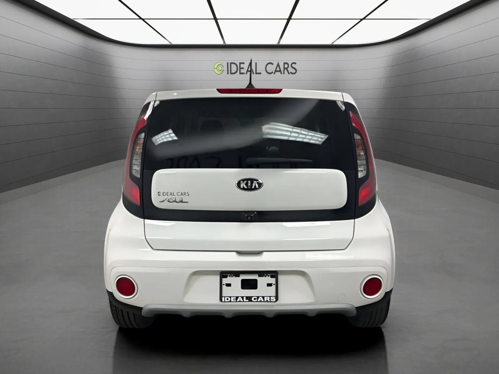Used 2019 Kia Soul + FWD image 6