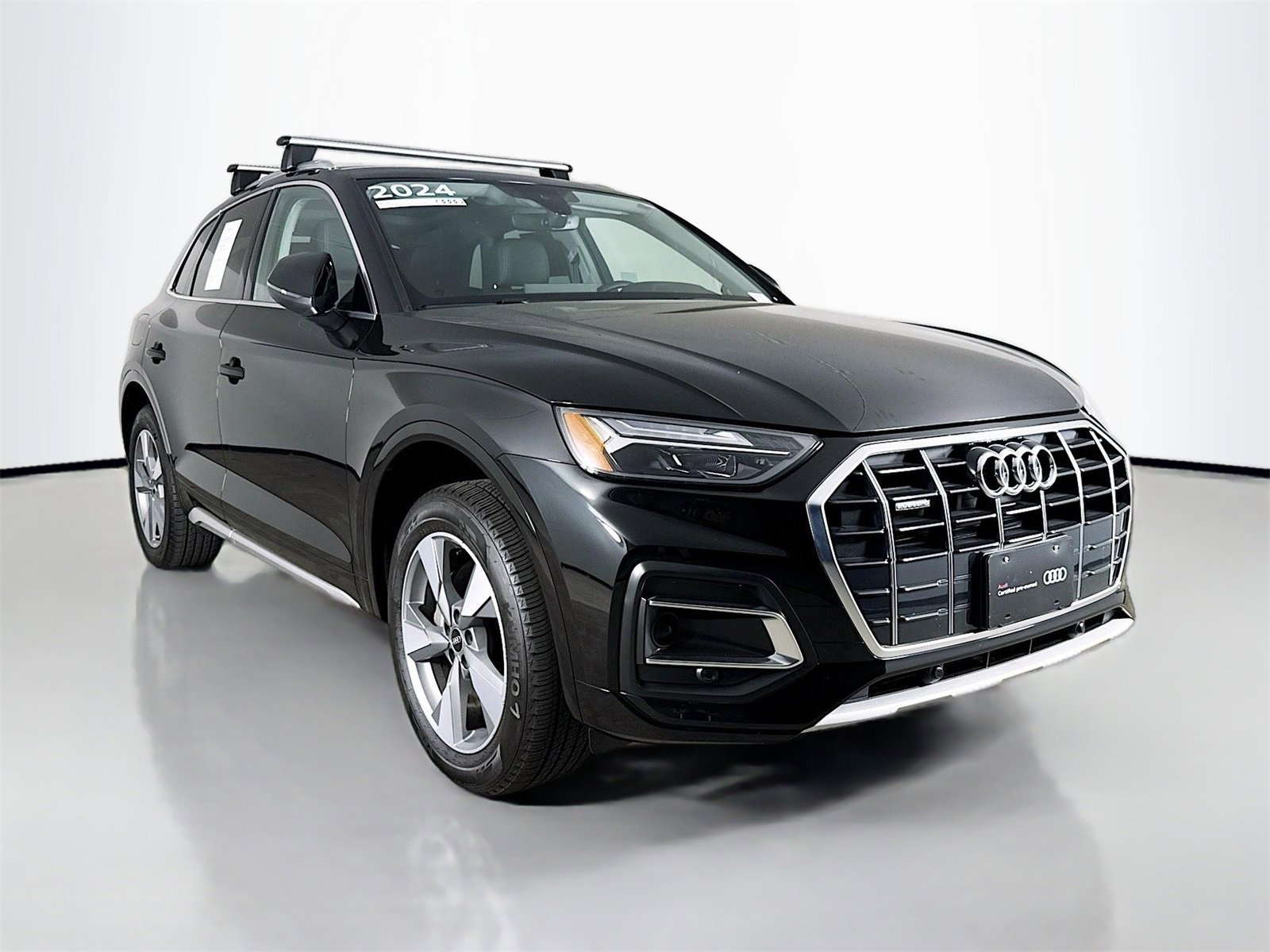 Certified 2024 Audi Q5 2.0T Premium w/ Convenience Package image 1