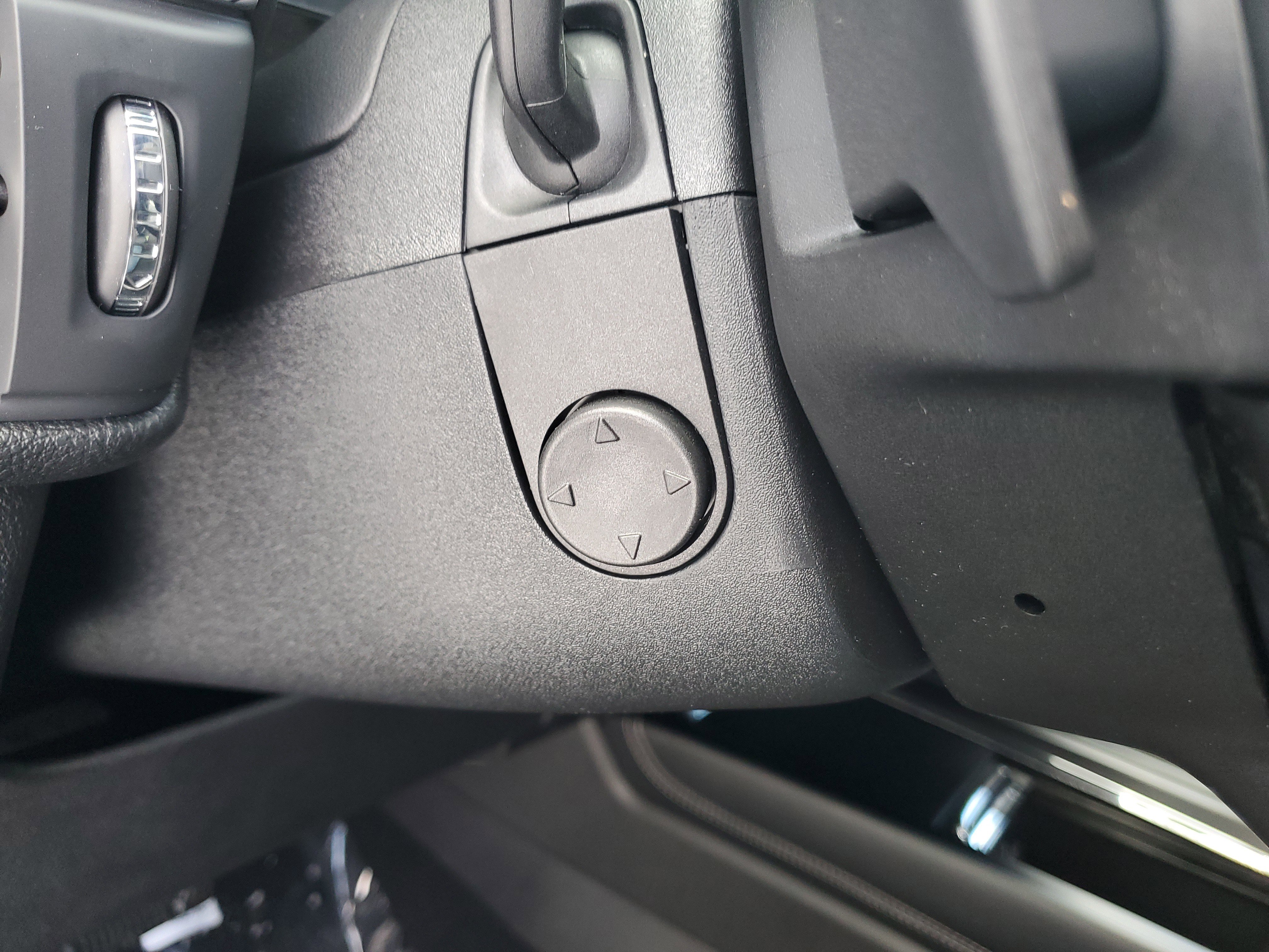 New 2026 Lincoln Corsair Premiere image 15