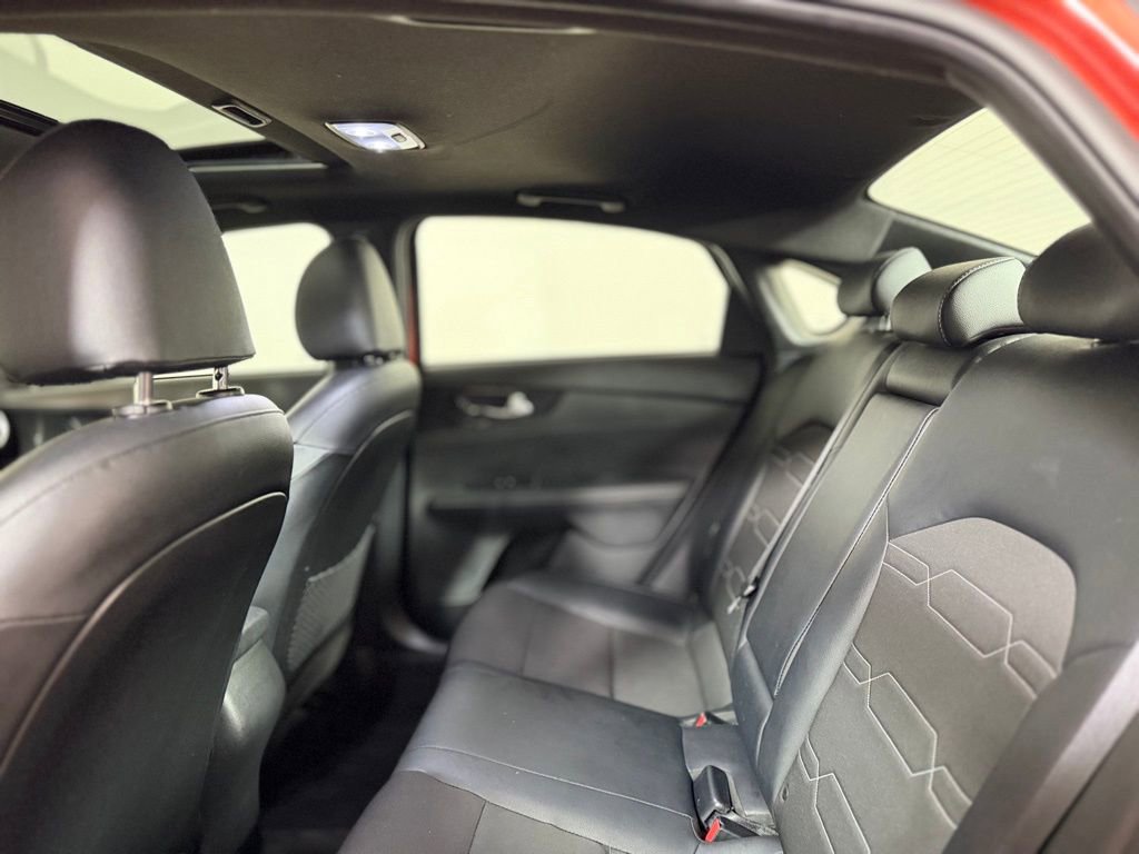 Used 2023 Kia Forte GT-Line w/ GT-Line Premium Package image 22