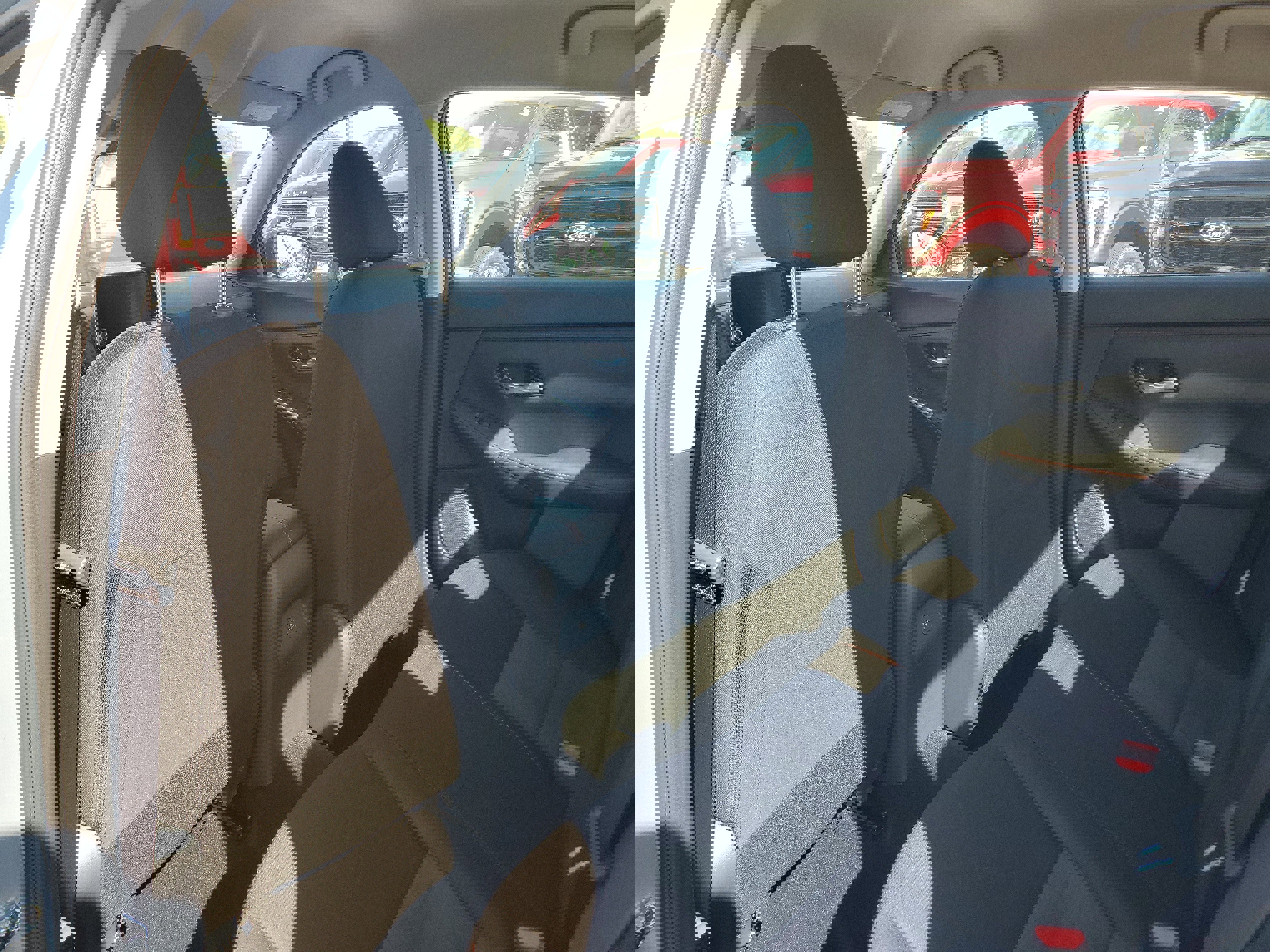 New 2025 Nissan Sentra SR w/ Midnight Edition image 16