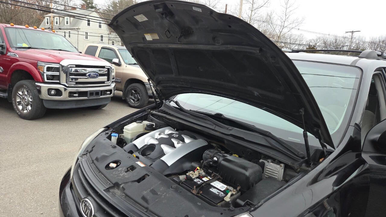 Used 2007 Kia Sedona LX image 41