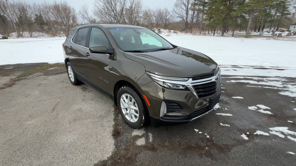 Used 2024 Chevrolet Equinox LT w/ LPO, Floor Liner Package image 7
