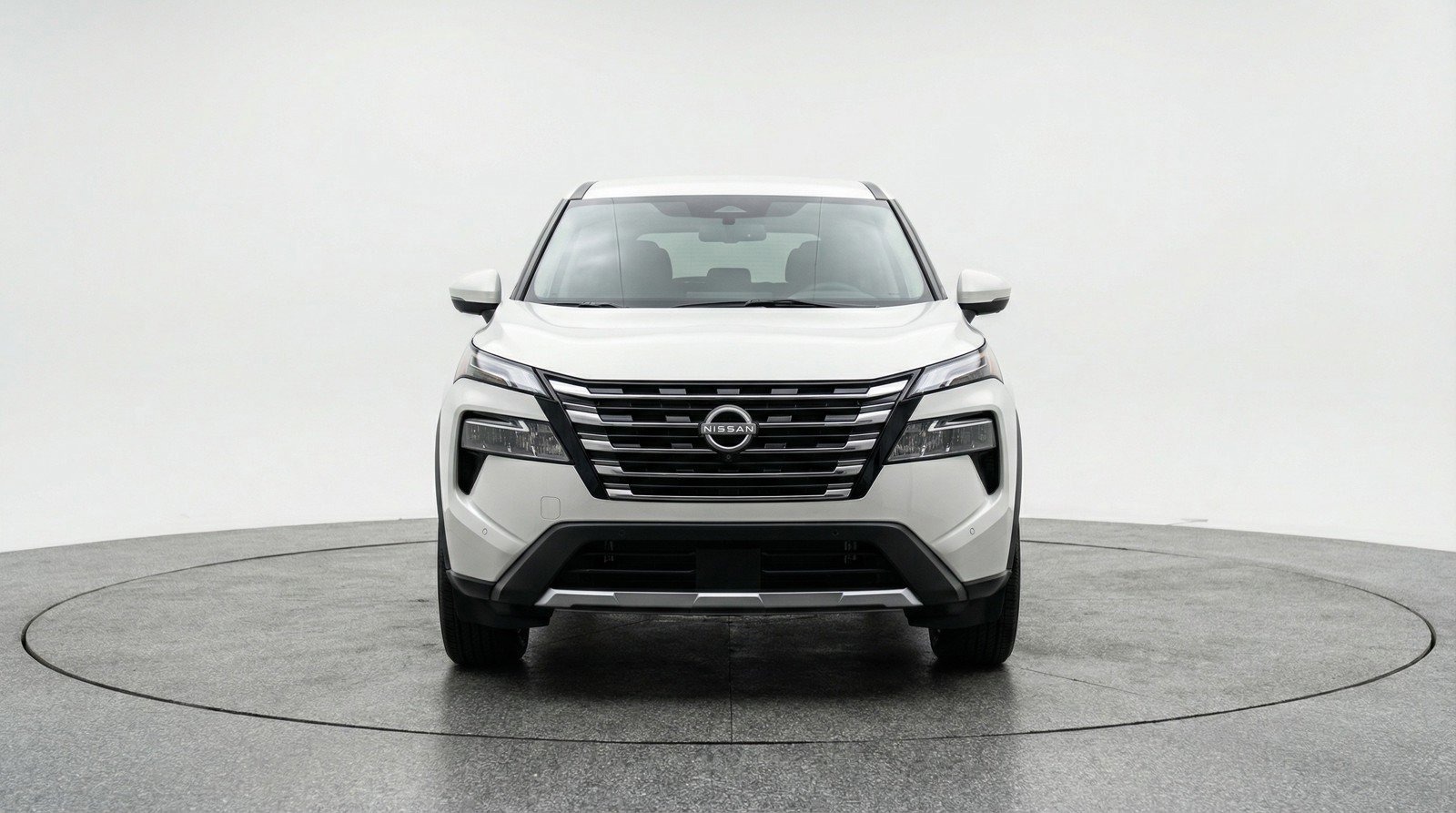 Used 2025 Nissan Rogue SV image 2