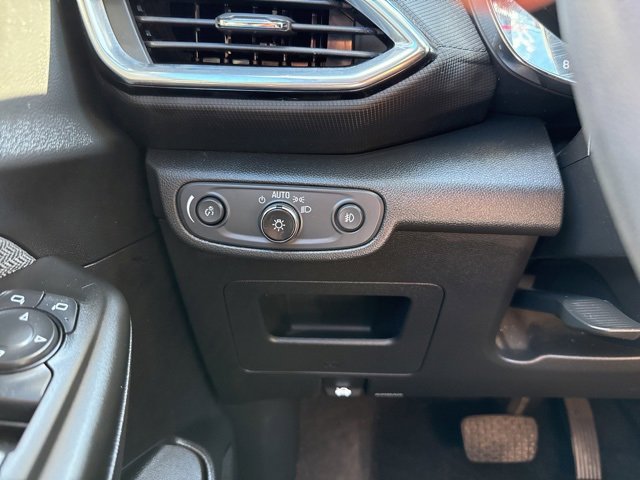 Used 2023 Chevrolet TrailBlazer LT w/ Convenience Package image 45