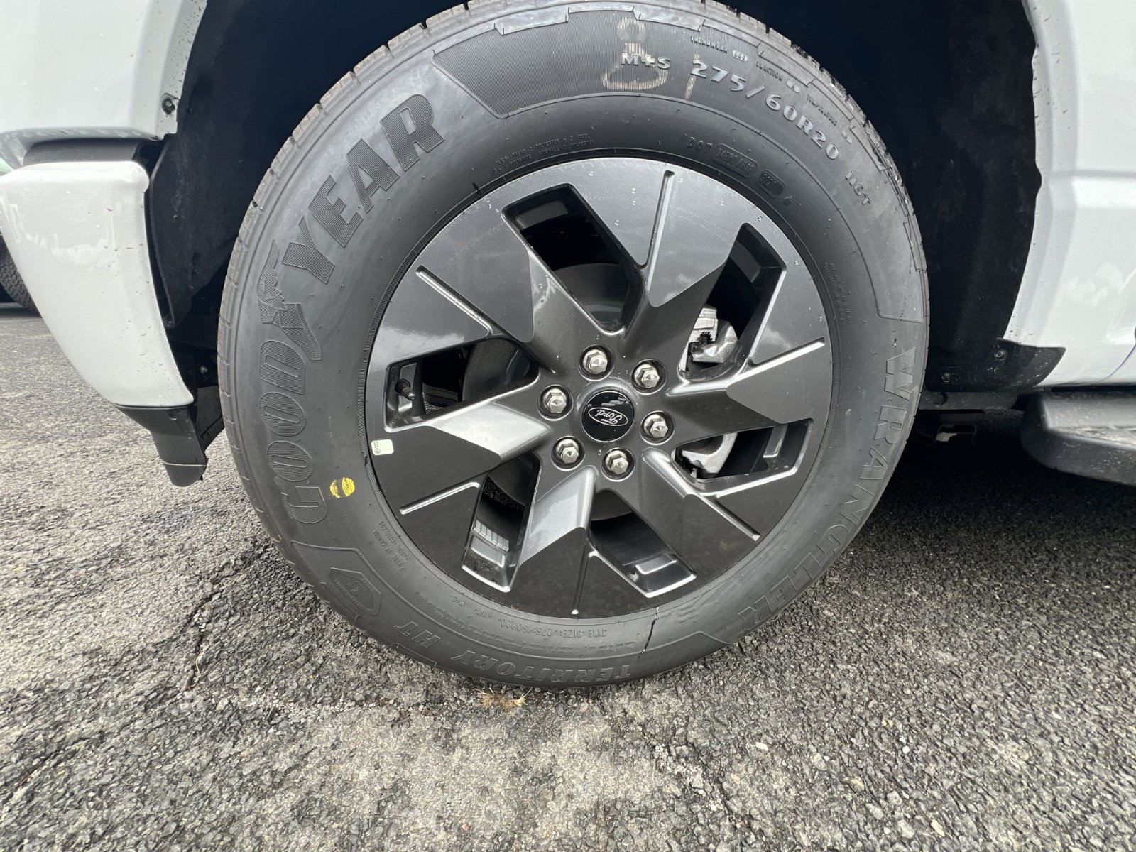 New 2025 Ford F150 Lightning Flash AWD/4WD image 12
