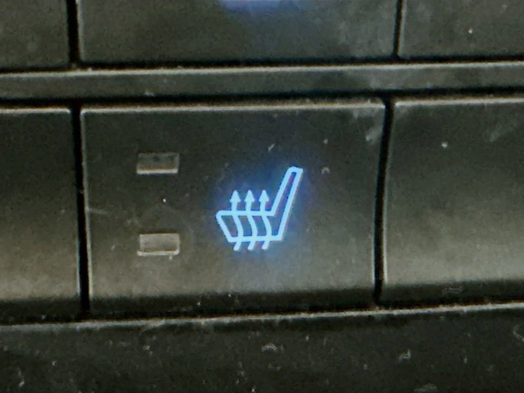 Used 2015 RAM 1500 Outdoorsman image 24