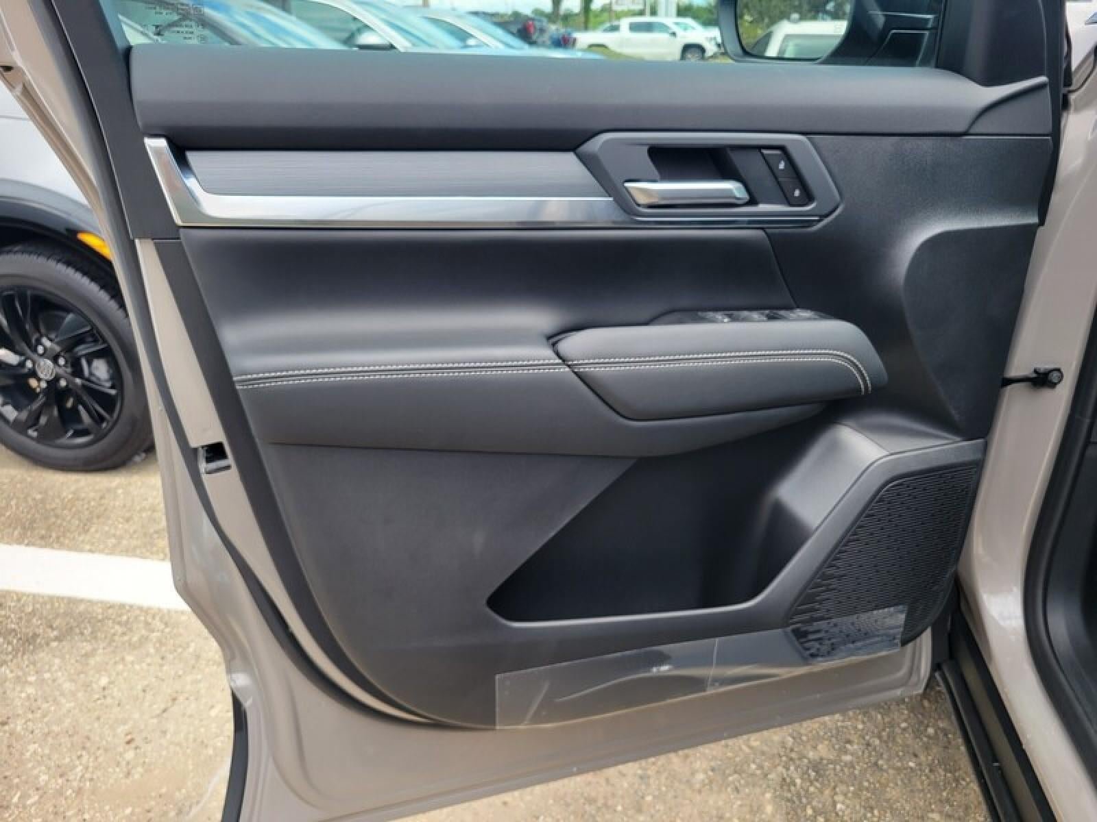 New 2027 GMC Terrain Elevation w/ Black Edition FWD image 13