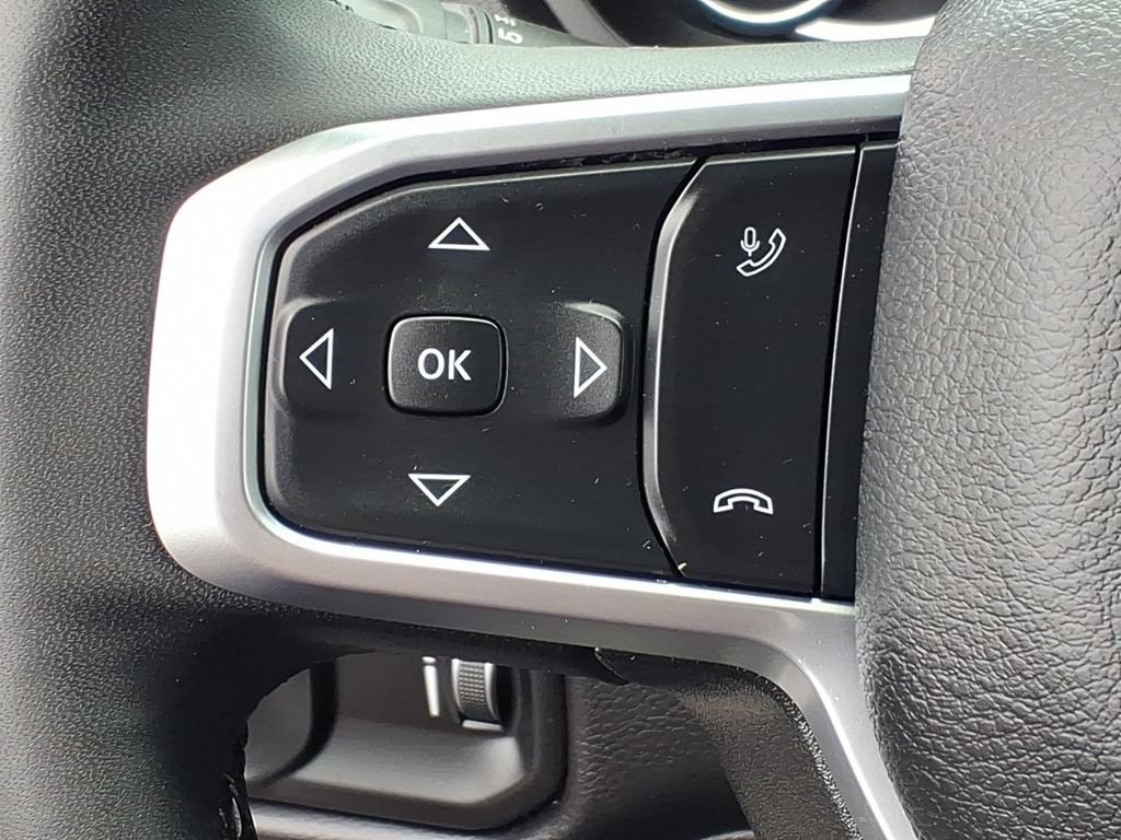 Used 2025 RAM 2500 Big Horn AWD/4WD image 11