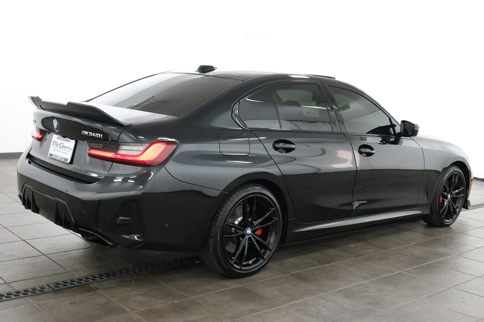 Used 2024 BMW M340i xDrive AWD/4WD image 5
