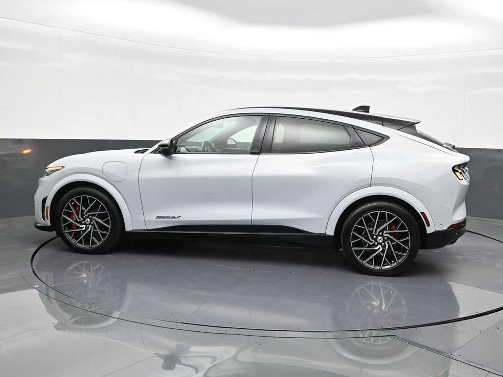 Used 2022 Ford Mustang Mach-E GT w/ GT Performance Edition AWD/4WD image 2