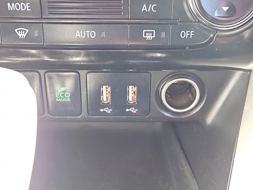 Used 2025 Mitsubishi Eclipse Cross LE image 17