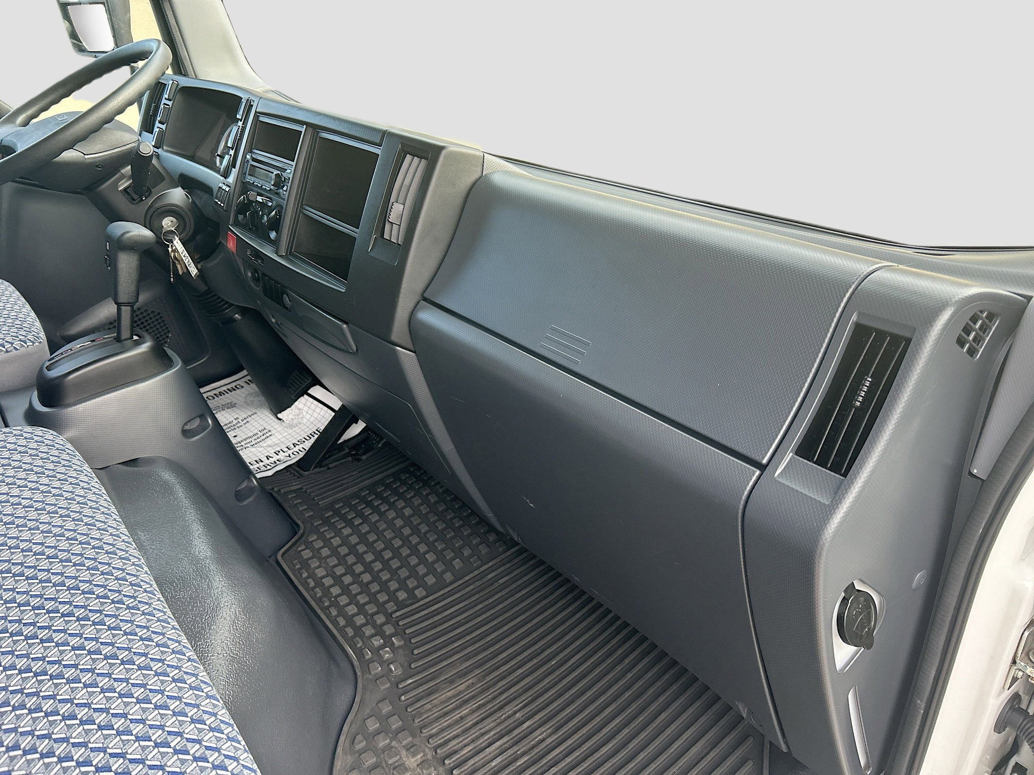 Used 2023 Chevrolet Low Cab Forward 5500XD RWD image 26