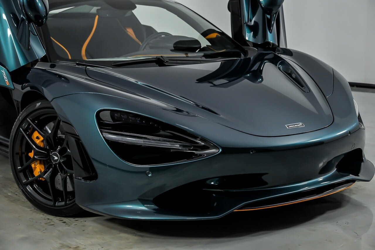 Used 2024 McLaren 750S Spider RWD image 3